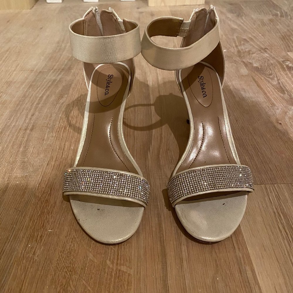 Silver heel.
